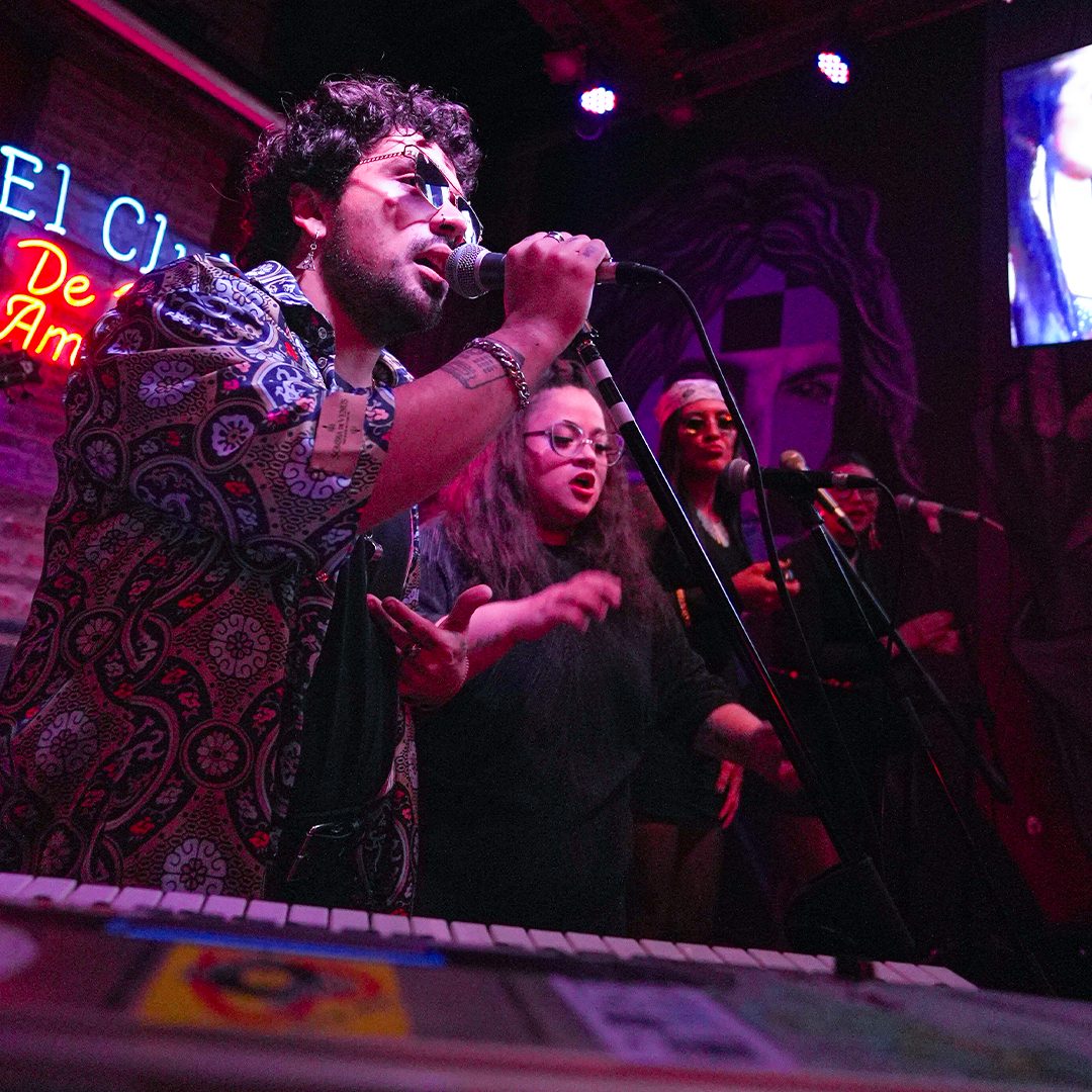 Golden Groove en vivo en El Club de Tus Amores